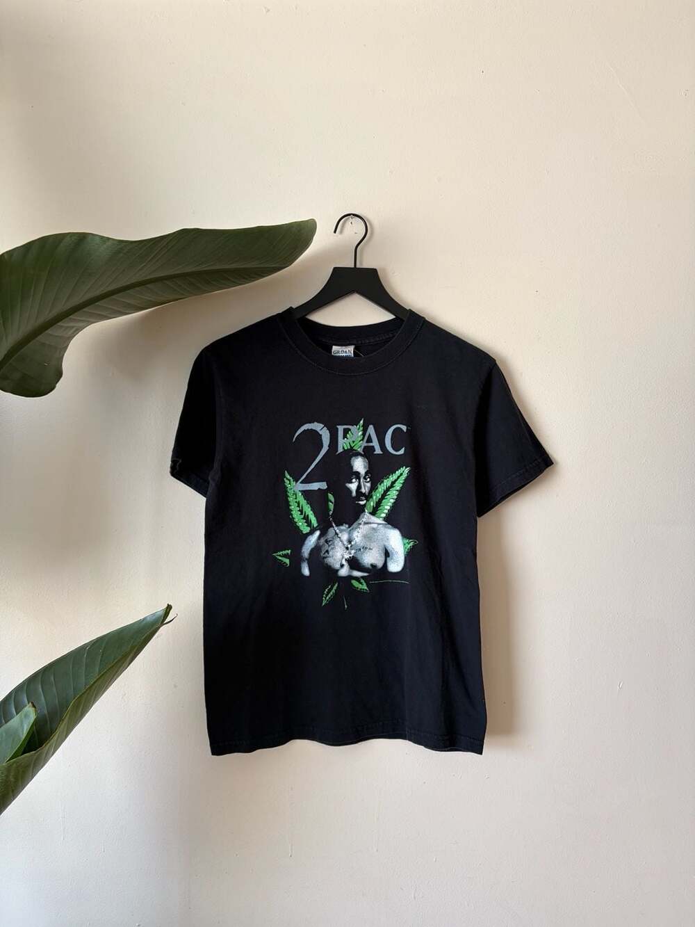 2Pac Tupac Shakur 1998 Weed Leaves Rap T-Shirt